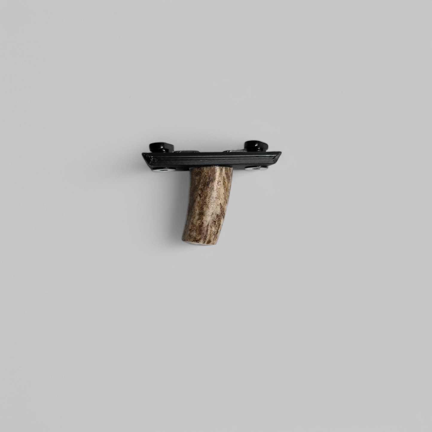 Whitetail Stubby Handstop