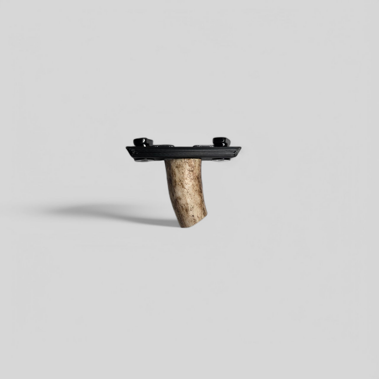 Whitetail Stubby Handstop